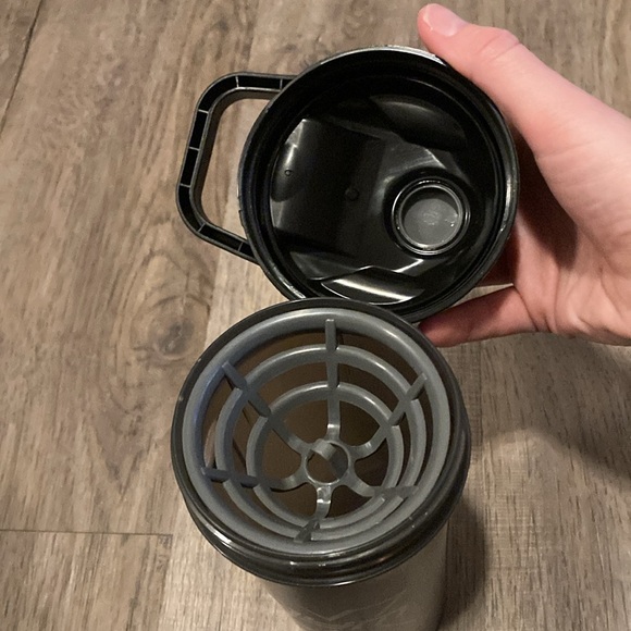 Jym Shaker Cup - Picture 5 of 6